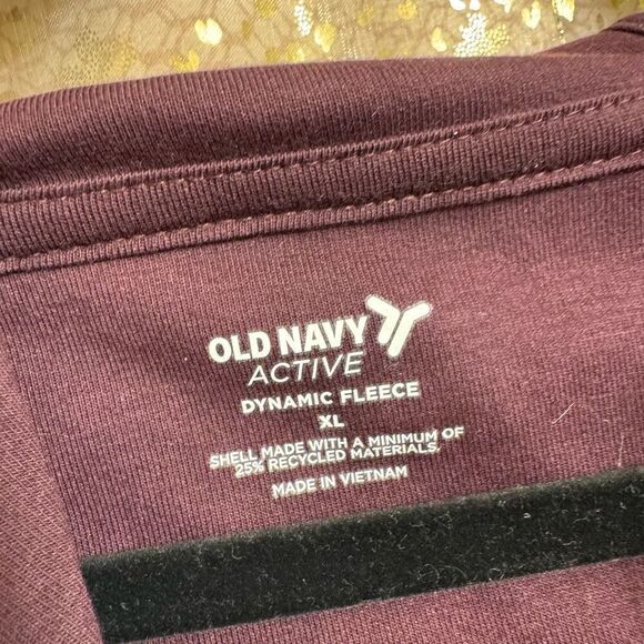 Old Navy Dynamic Fleece Eggplant Purple Half-Zip Sweatshirt Cropped XL - Picture 3 of 4